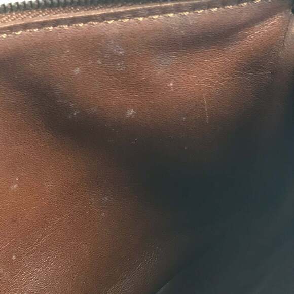 LOUIS VUITTON Brown Monogram Leather Pochette Shoulder Bag - Picture 15 of 16